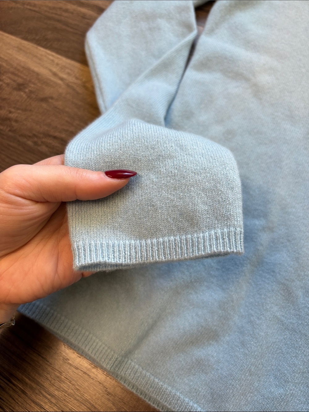 NWT In Cashmere Sweater - Picture 6 of 6